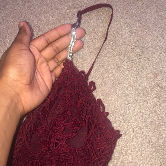 Lace red diamond strap bodysuit - Picture 2 of 3